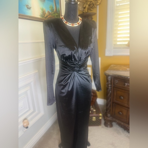 Express Long Dress Body hugging - Picture 3 of 14